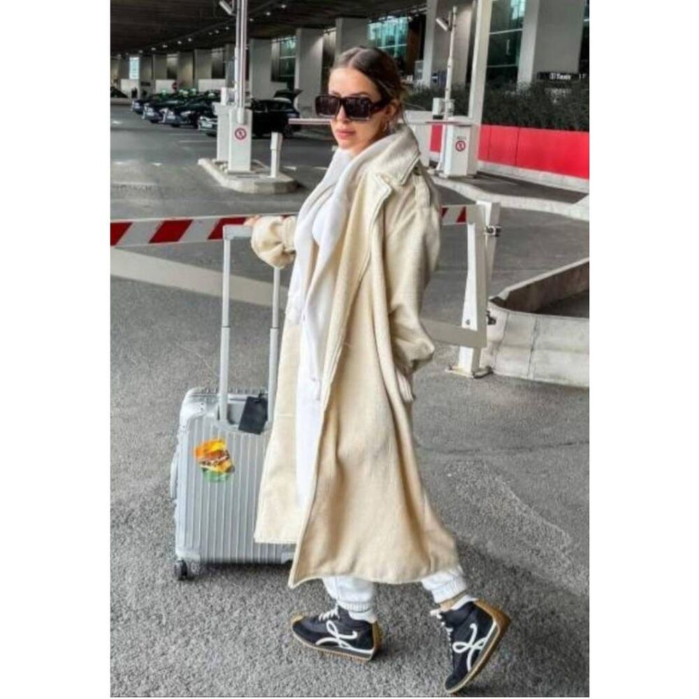 Future Collective Women's Cream Coat. Size 3X - Picture 5 of 7